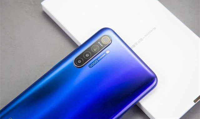 全球增长最快品牌！realme成海外市场黑马，在这个国家比肩三星华为