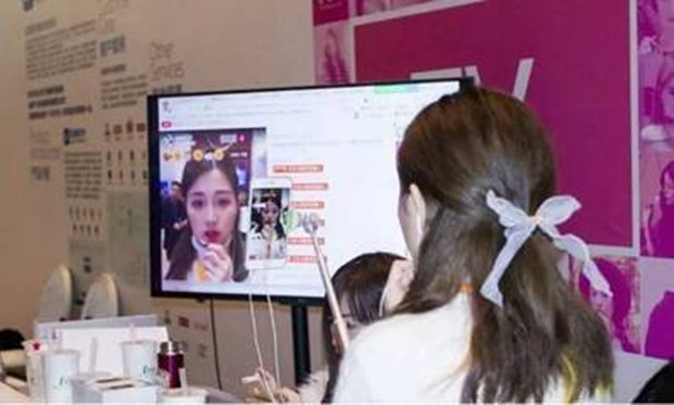 全国首批&ldquo;科班出身&rdquo;电商主播春节前已全部签约