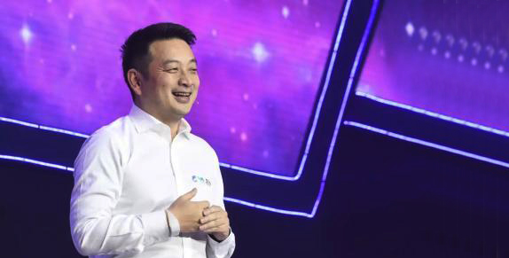梁建章：韩国不封城不停工的抗疫经验值得借鉴