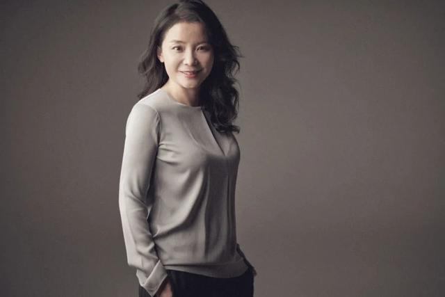 沃尔玛中国迎来首位女掌门：朱晓静接替陈文渊任总裁、CEO