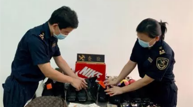 海关连续查获两起出口侵权案件