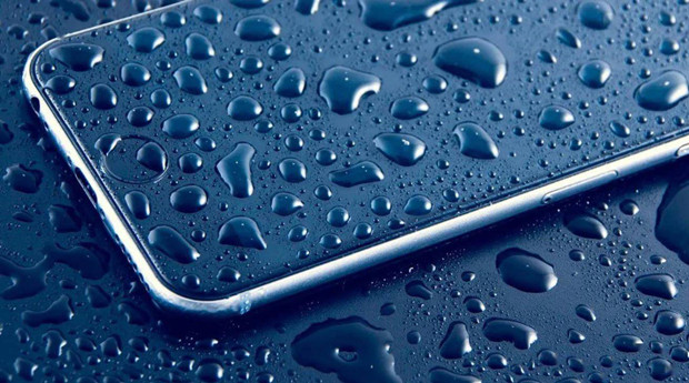 苹果遭集体诉讼，被指夸大 iPhone 防水能力
