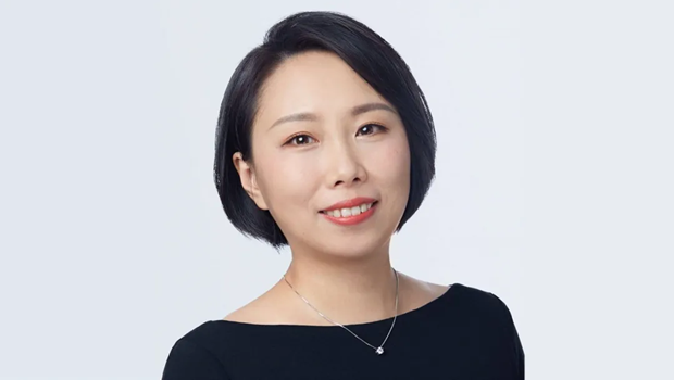 于红，成为王兴合伙人