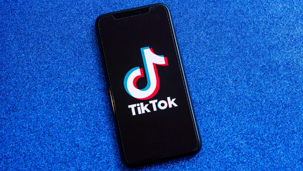TikTok 将在机场、酒店和餐馆的大屏中播放短视频