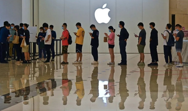 iPhone首次打折卖，苹果围剿国产手机？