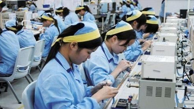 美媒：印度无法取代中国成为全球制造业强国