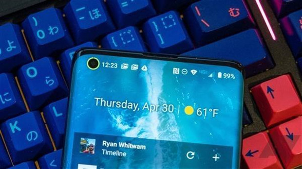 罗永浩评新iPhone灵动岛设计：聪明，是工业设计太烂倒逼憋出来的