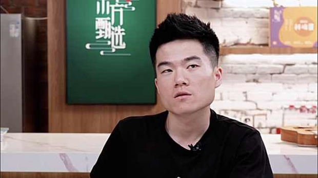 董宇辉回应拒绝1000万广告费：所有都是本能的反应