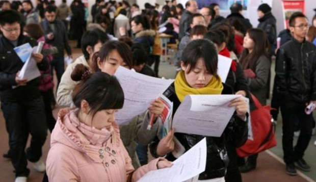 那些年轻人为什么主动延期毕业