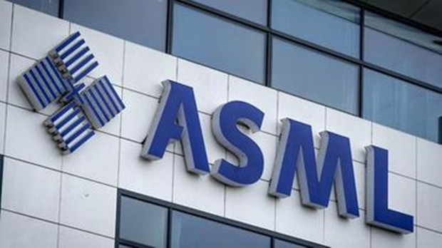 消息称荷兰ASML将向中国推出特供版光刻机