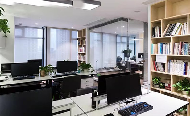 周立波名下工作室注销 周立波上海工作室注销