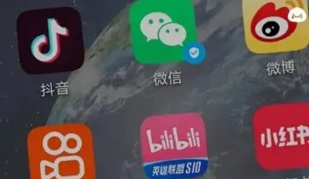 抖音向左，小红书向右，B站向深？