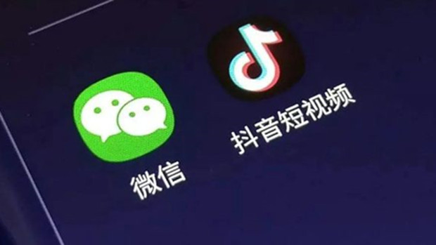接盘朝夕光年，腾讯和字节拎得清