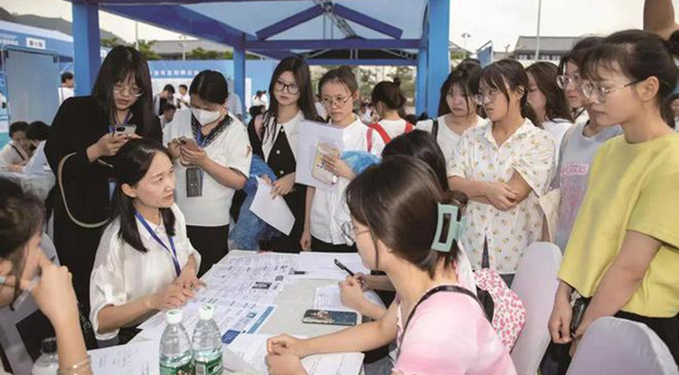 百日千万招聘专项行动启动 首周提供25.9万个岗位