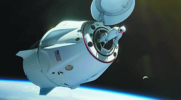 SpaceX开启人类首次商业太空行走