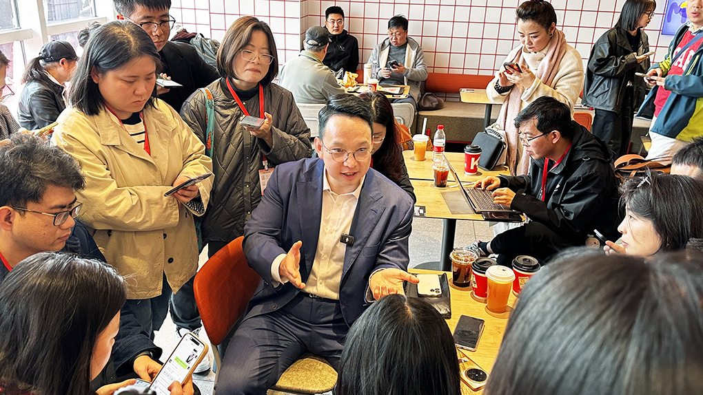 格力高管回怼卢伟冰：不在意空调短期排名，何必转发来路不明的图？