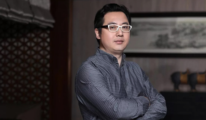 致新潮老板：100亿广告该捐给最需要的小微企业！