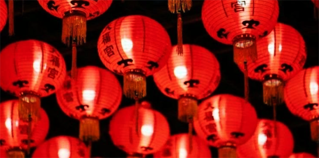 原地过年，毁了多少春节营销！