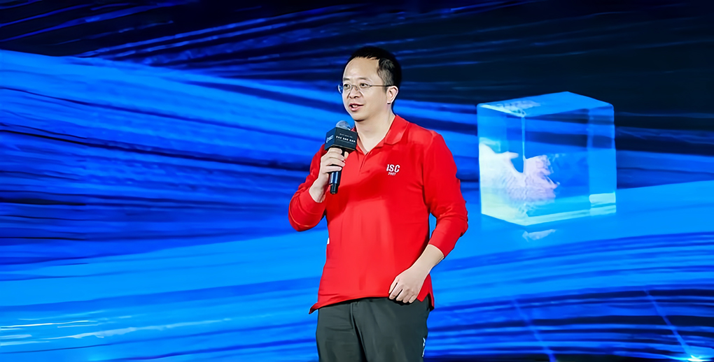 360将发布新一代颠覆性AI搜索 光域名就花了近一个亿