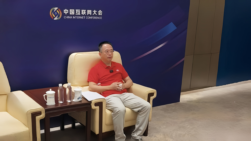 周鸿祎谈Manus：广告模式不work了，要向用户直接收费