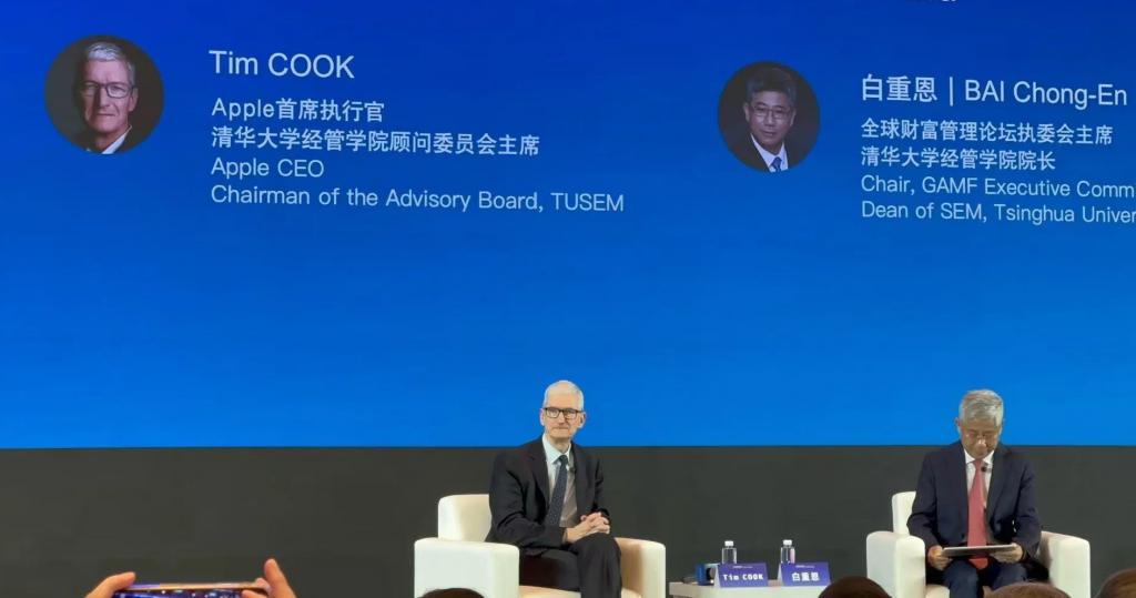 库克亲口承认，苹果 AI 正在努力进入中国！能打过华为、小米吗？