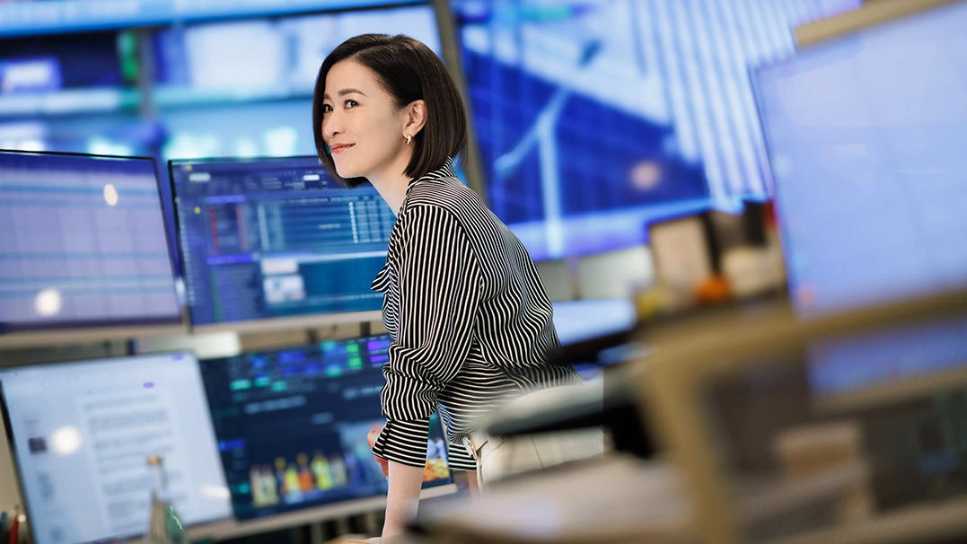 《新闻女王2》拍成广告女王！巨亏30亿的TVB想多来几个&ldquo;佘诗曼&rdquo;